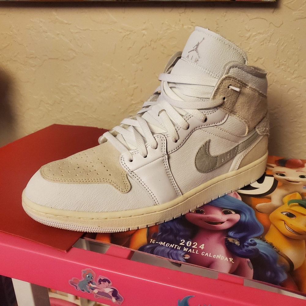 GENTLY PRE-LOVED AJ 1 CRAFT SE SIZE MEN 12